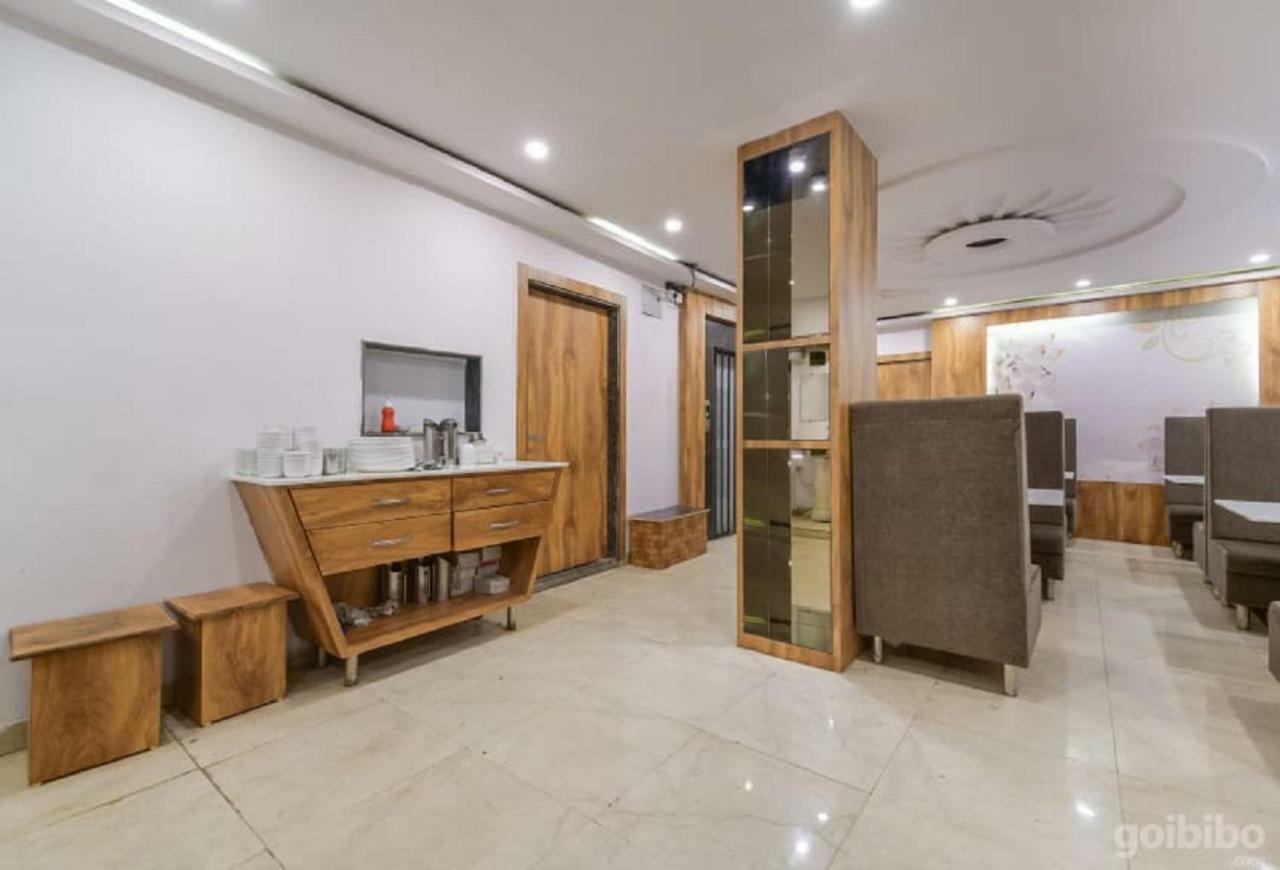 Hotel City Palace Ujjain Zewnętrze zdjęcie